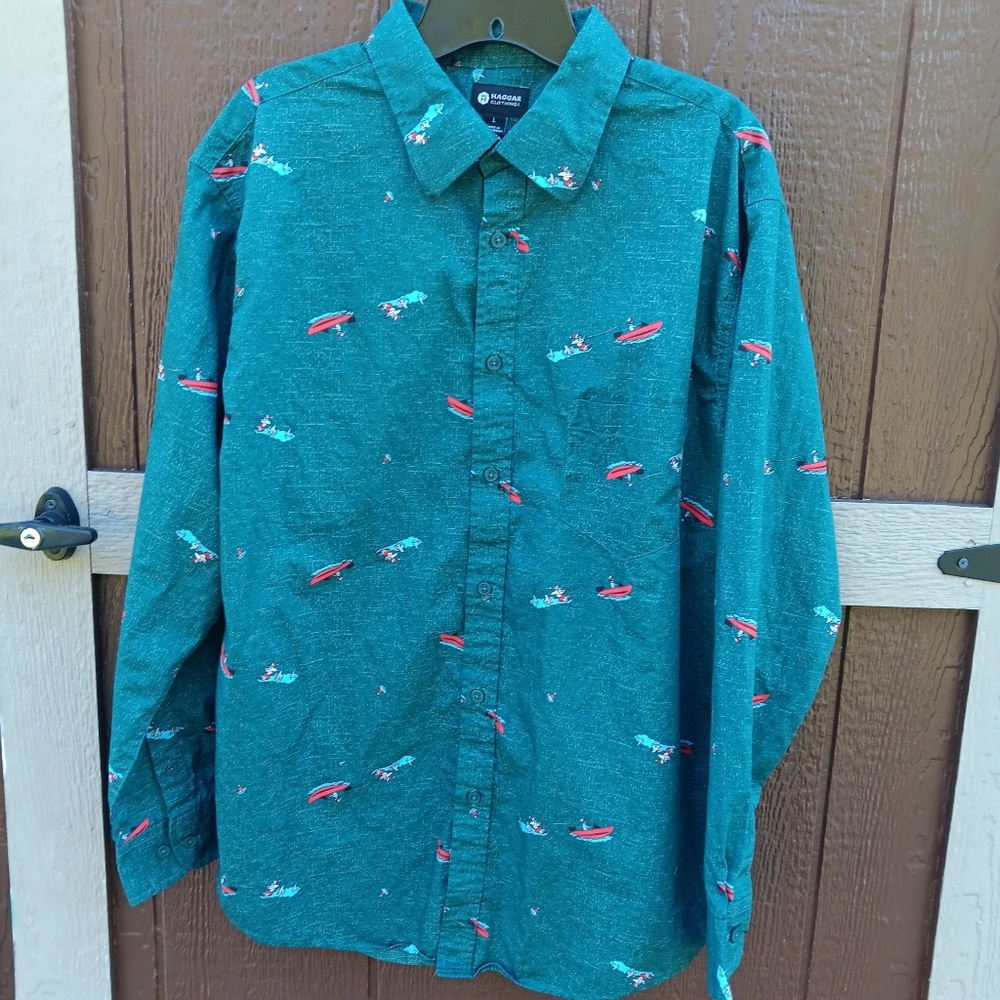 HAGGAR Men's L Green with Santa Skiing Long Sleeve Button-Up Shirt
